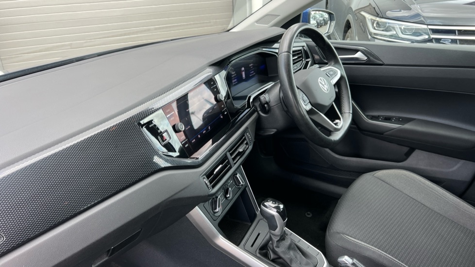 Used Volkswagen Polo 2023 for sale - 76176349: Photo 2