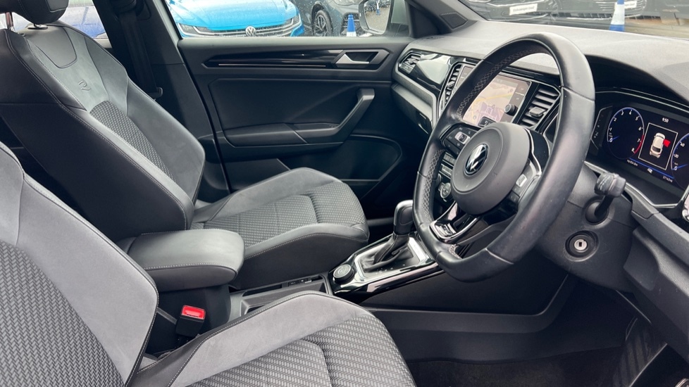 Used Volkswagen T-Roc 2022 for sale - 76966640: Photo 26