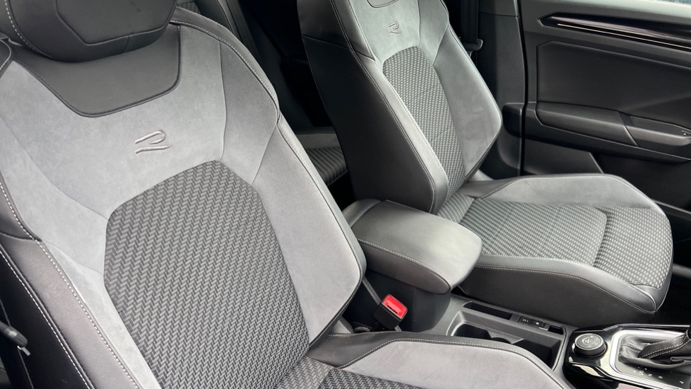 Used Volkswagen T-Roc 2022 for sale - 76966640: Photo 36