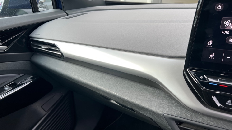 Used Volkswagen ID.4 2022 for sale - 76948303: Photo 50