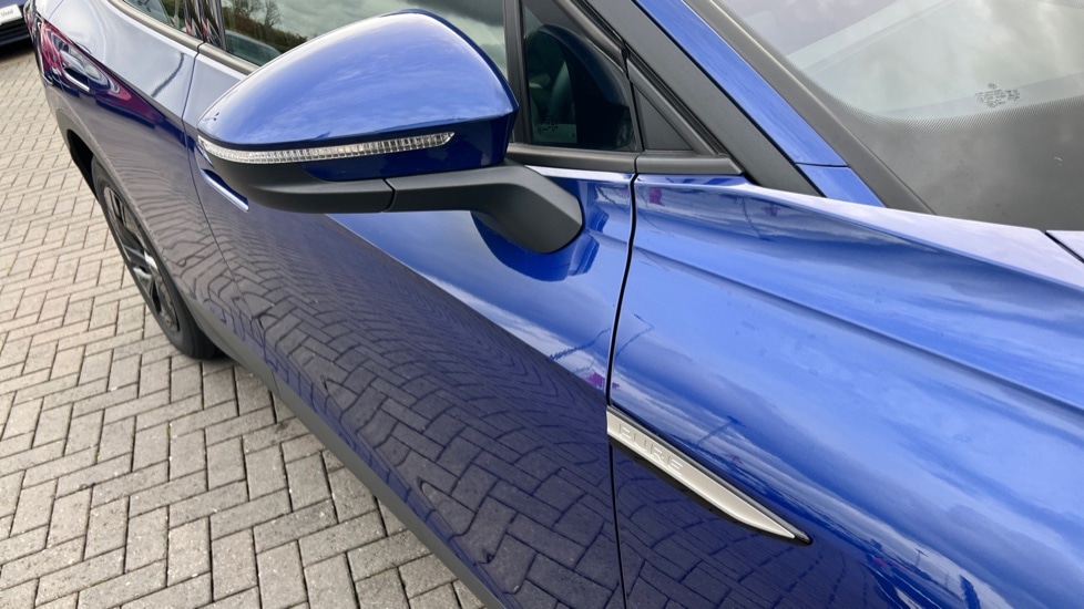 Used Volkswagen ID.4 2022 for sale - 76948303: Photo 54