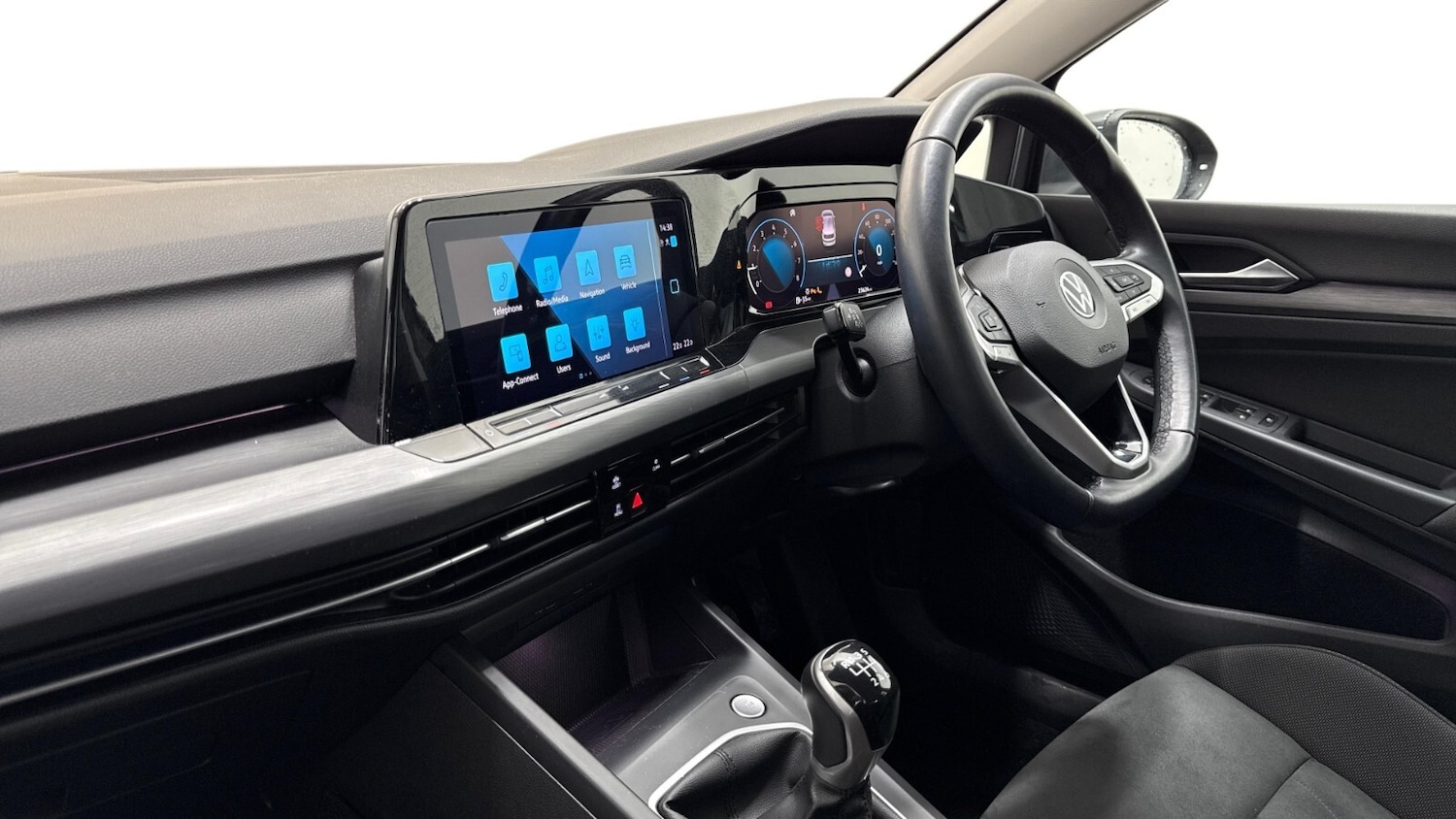 Used Volkswagen Golf 2021 for sale - 76842054: Photo 2