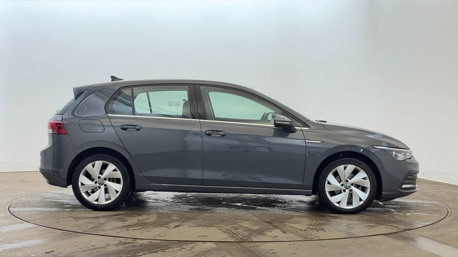 Used Volkswagen Golf 2021 for sale - 76842054: Photo 4