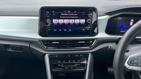 Used Volkswagen T-Roc 2023 for sale - 76112012: Photo 13