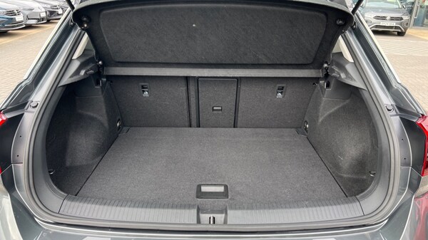 Used Volkswagen T-Roc 2023 for sale - 76112012: Photo 16