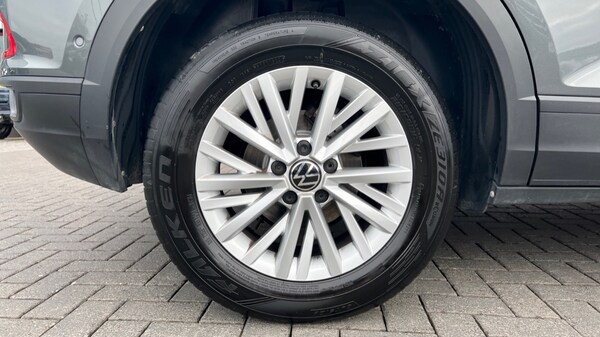 Used Volkswagen T-Roc 2023 for sale - 76112012: Photo 18