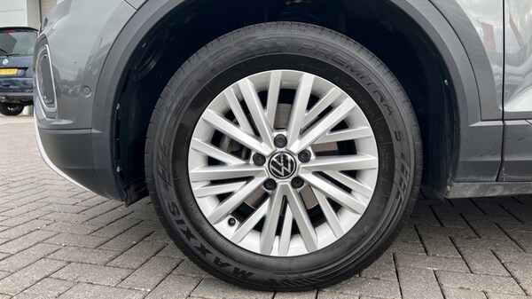 Used Volkswagen T-Roc 2023 for sale - 76112012: Photo 19