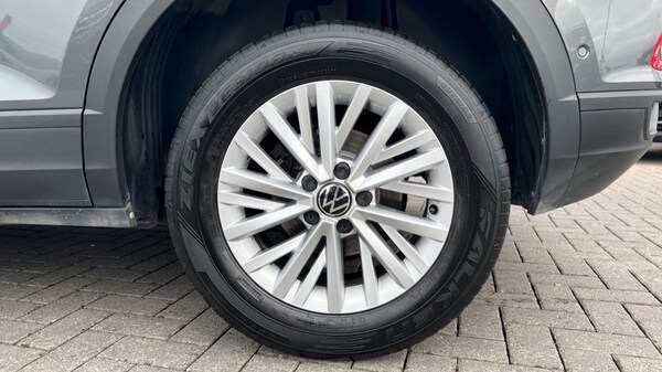 Used Volkswagen T-Roc 2023 for sale - 76112012: Photo 20