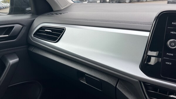 Used Volkswagen T-Roc 2023 for sale - 76112012: Photo 35