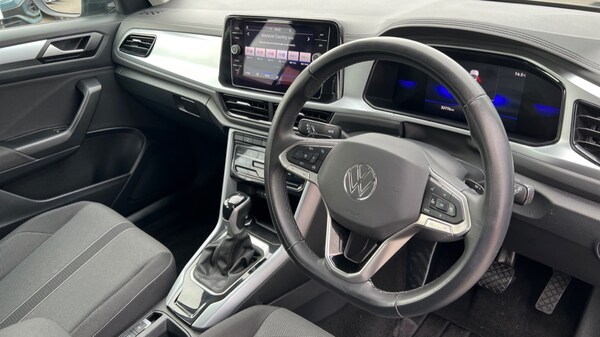 Used Volkswagen T-Roc 2023 for sale - 76112012: Photo 6