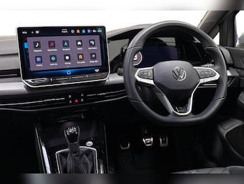 Used Volkswagen Golf 2025 for sale - 76452172: Photo