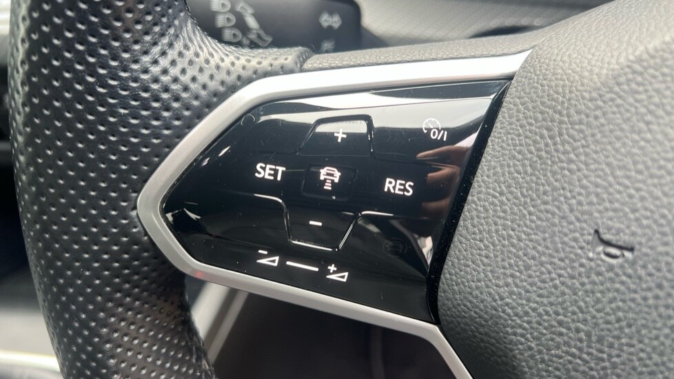 Used Volkswagen Golf 2020 for sale - 76586976: Photo 32