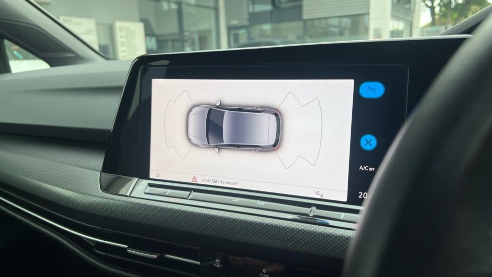 Used Volkswagen Golf 2020 for sale - 76586976: Photo 41