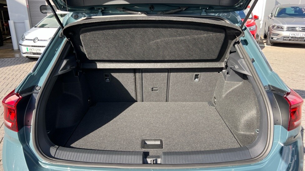 Used Volkswagen T-Roc 2025 for sale - 76033992: Photo 16