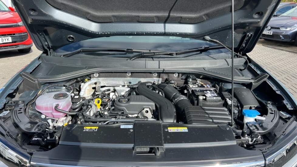 Used Volkswagen T-Roc 2025 for sale - 76033992: Photo 17