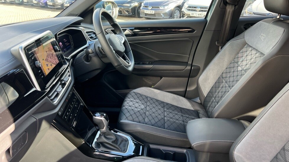 Used Volkswagen T-Roc 2025 for sale - 76033992: Photo 28