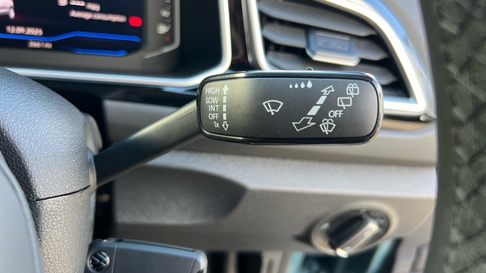 Used Volkswagen T-Roc 2025 for sale - 76033992: Photo 40