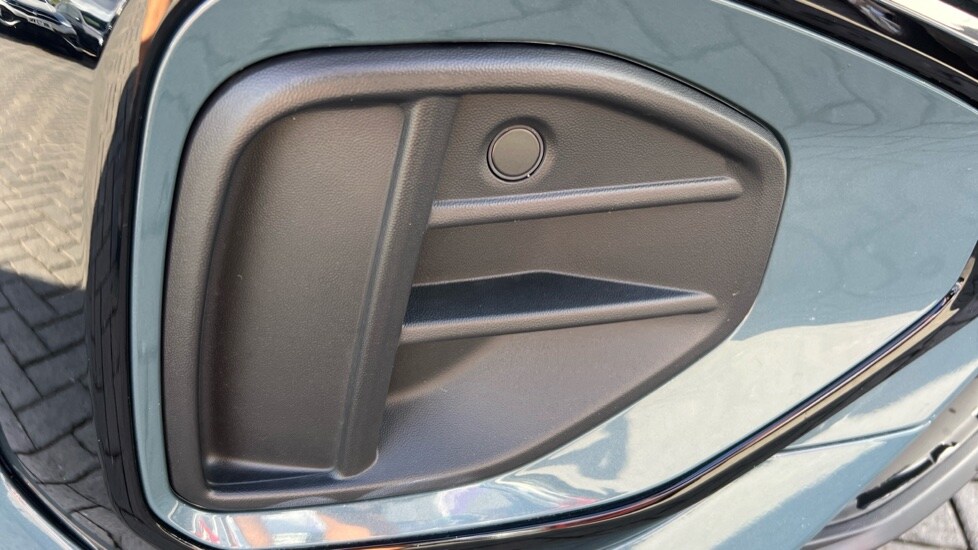 Used Volkswagen T-Roc 2025 for sale - 76033992: Photo 49