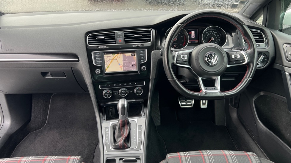 Used Volkswagen Golf 2017 for sale - 77092502: Photo 12