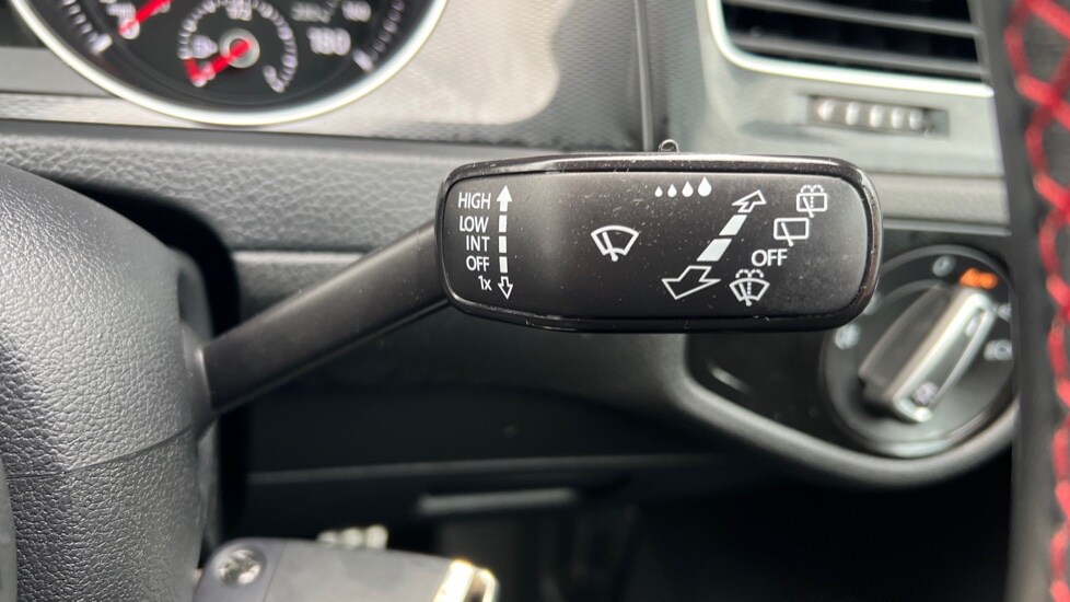 Used Volkswagen Golf 2017 for sale - 77092502: Photo 40