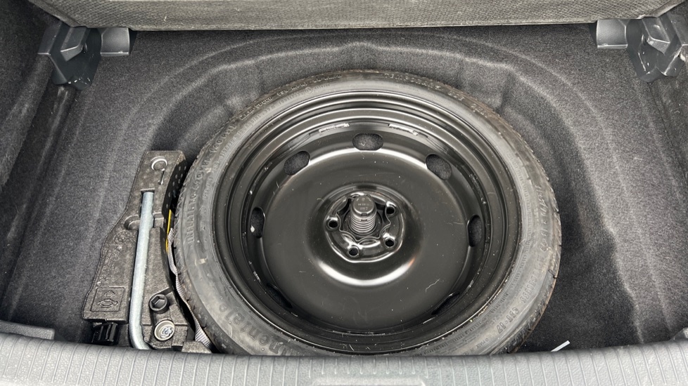 Used Volkswagen Golf 2017 for sale - 77092502: Photo 41