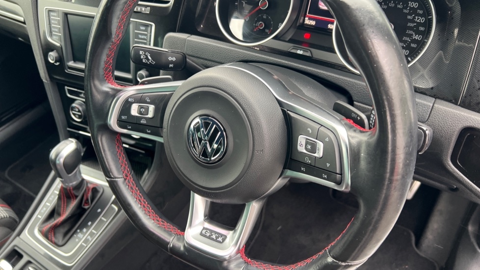 Used Volkswagen Golf 2017 for sale - 77092502: Photo 44