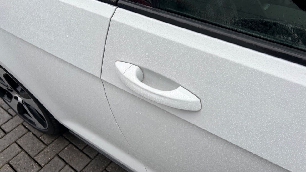 Used Volkswagen Golf 2017 for sale - 77092502: Photo 47