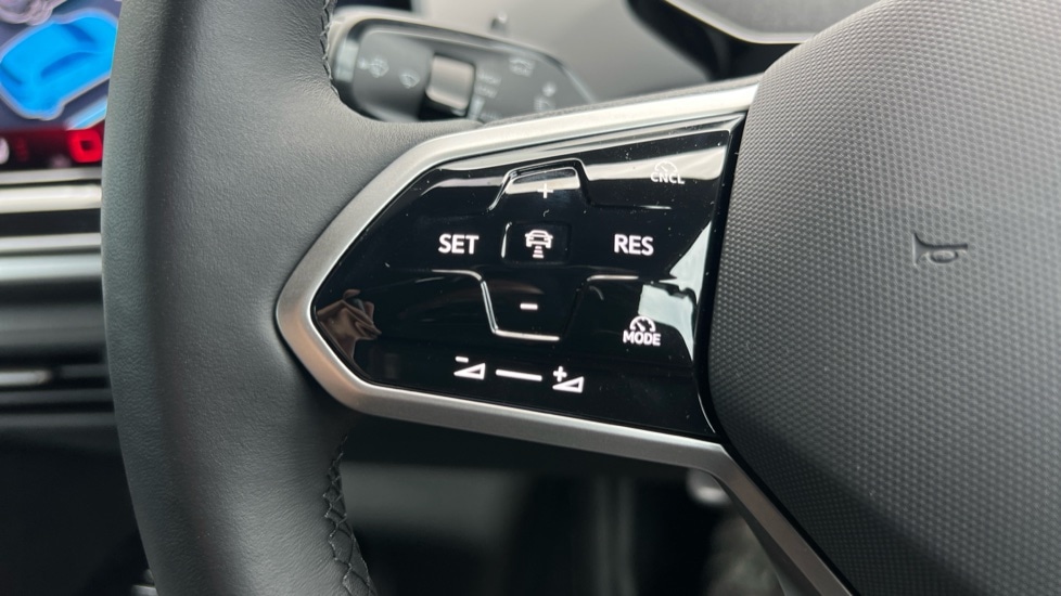 Used Volkswagen ID.4 2025 for sale - 76519458: Photo 30