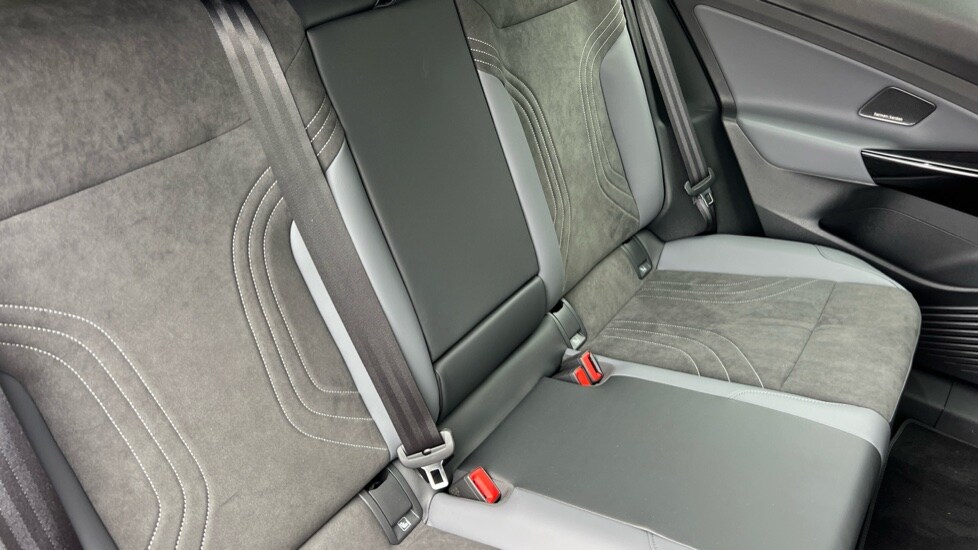 Used Volkswagen ID.4 2025 for sale - 76519458: Photo 38