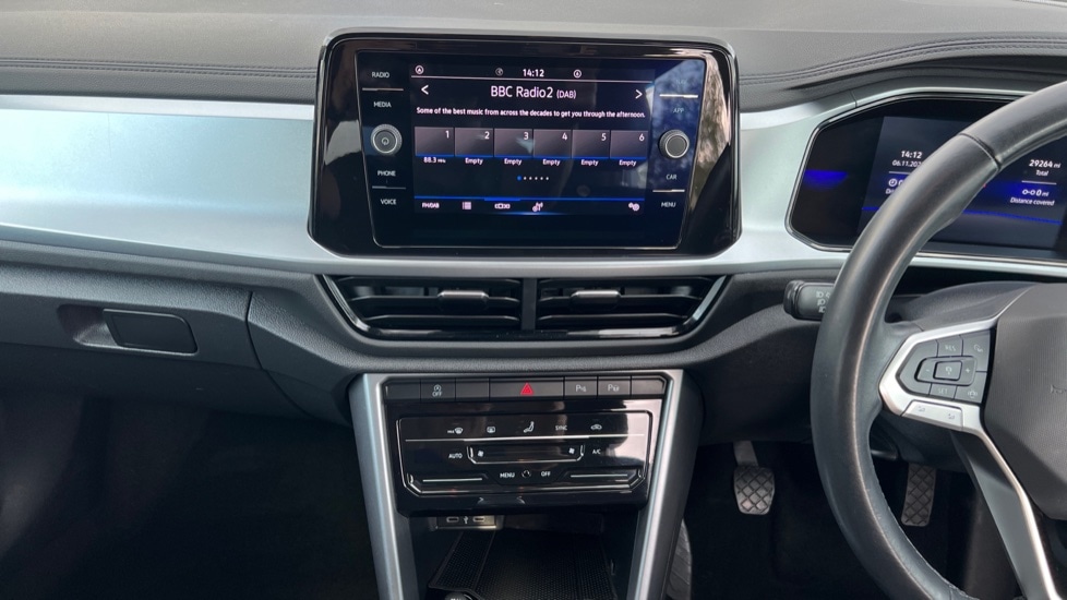 Used Volkswagen T-Roc 2022 for sale - 76731462: Photo 13