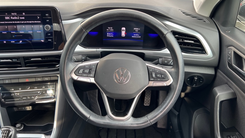 Used Volkswagen T-Roc 2022 for sale - 76731462: Photo 27