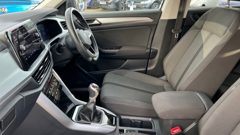 Used Volkswagen T-Roc 2022 for sale - 76731462: Photo 28