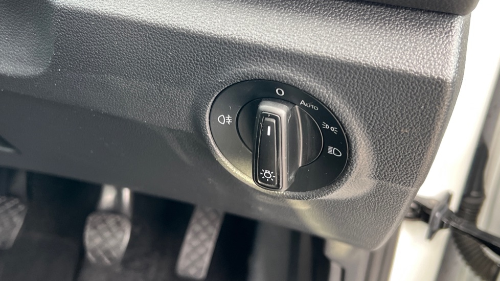 Used Volkswagen T-Roc 2022 for sale - 76731462: Photo 32