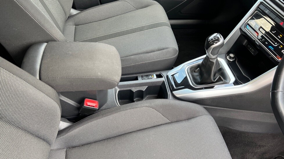 Used Volkswagen T-Roc 2022 for sale - 76731462: Photo 42