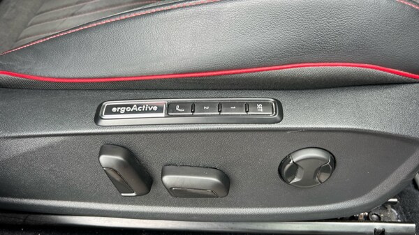 Used Volkswagen ID.5 2024 for sale - 76015237: Photo 39