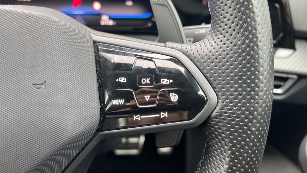 Used Volkswagen Golf 2023 for sale - 76856376: Photo 31