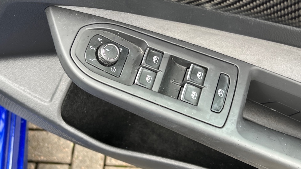 Used Volkswagen Golf 2023 for sale - 76856376: Photo 33