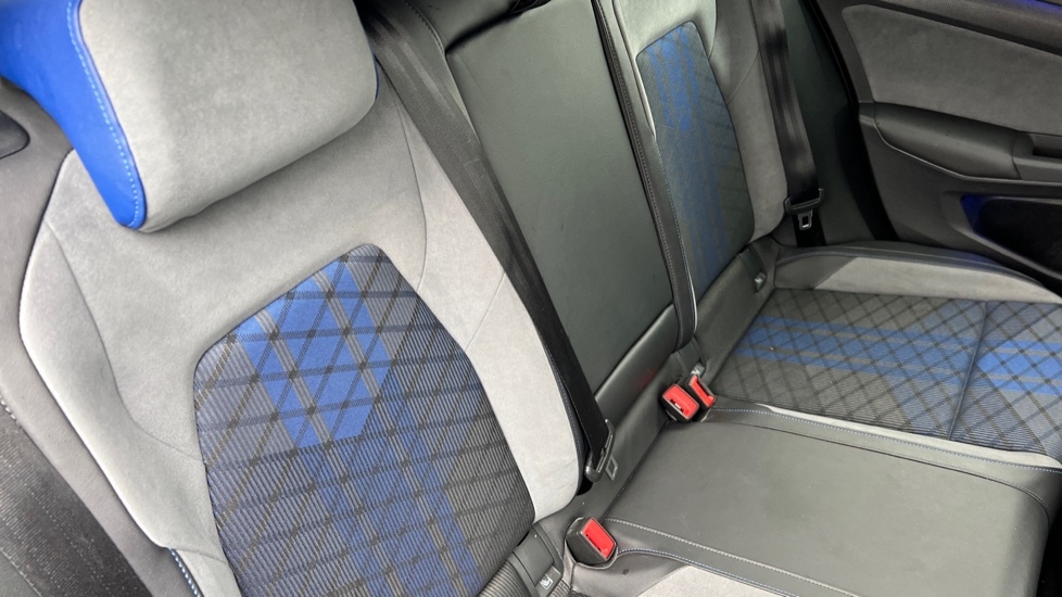 Used Volkswagen Golf 2023 for sale - 76856376: Photo 38