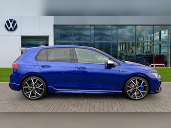 Used Volkswagen Golf 2023 for sale - 76856376: Photo