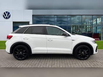 Used Volkswagen T-Roc 2023 for sale - 76640222: Photo