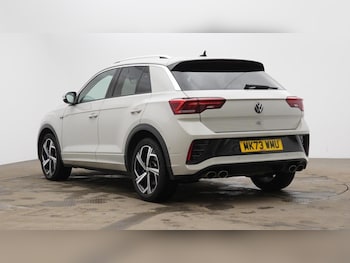 Used Volkswagen T-Roc 2023 for sale - 75602935: Photo