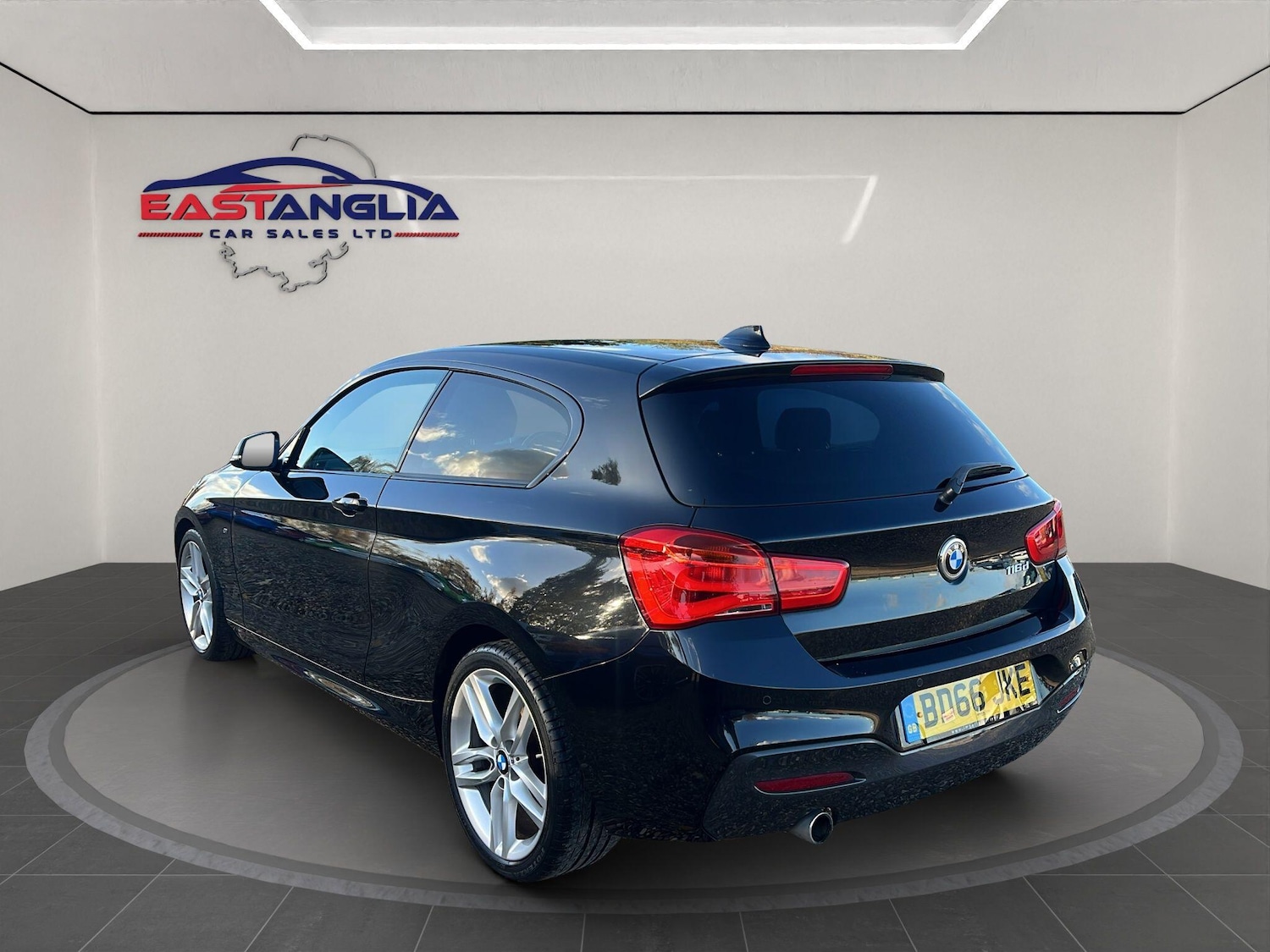 Used BMW 1 Series 2016 for sale - 76926059: Photo 2