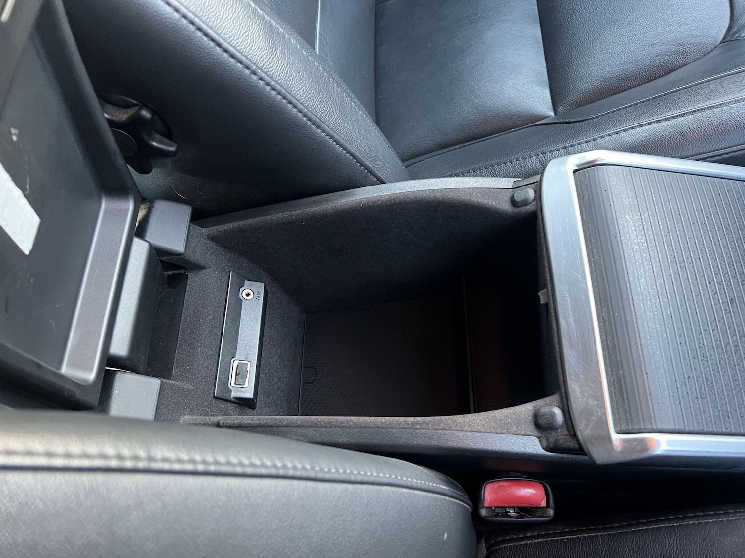 Used Volvo V70 2014 for sale - 76824335: Photo 35