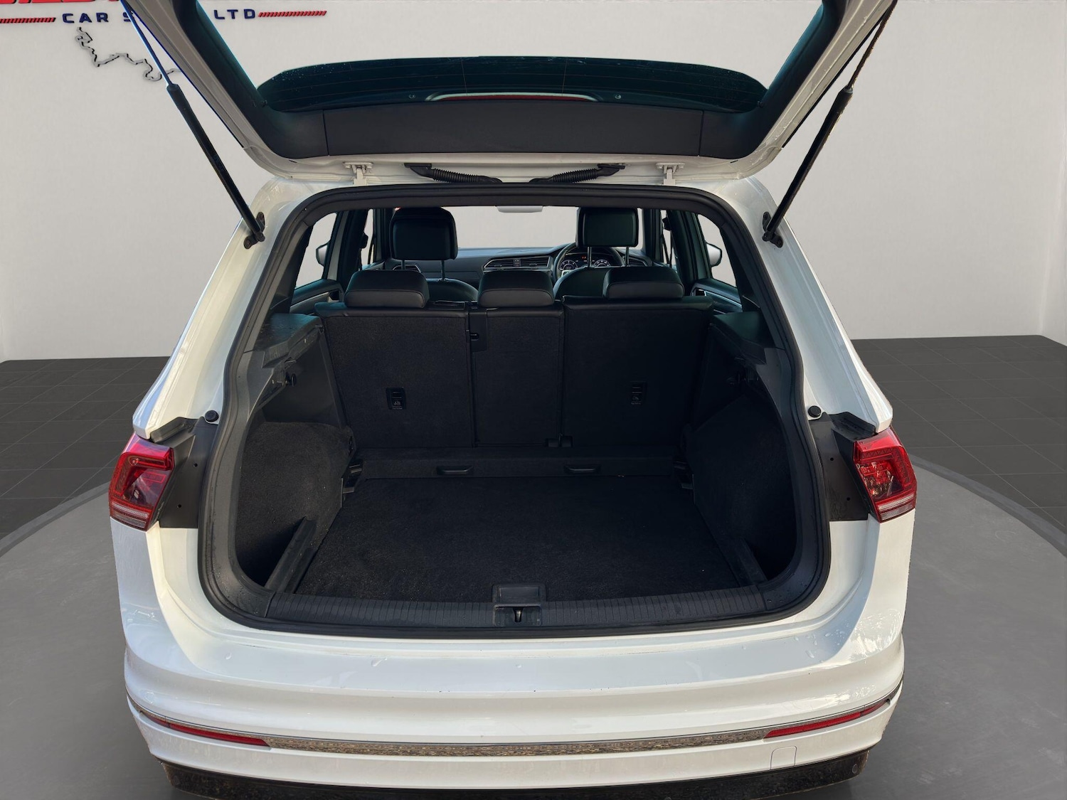 Used Volkswagen Tiguan 2017 for sale - 76398182: Photo 16