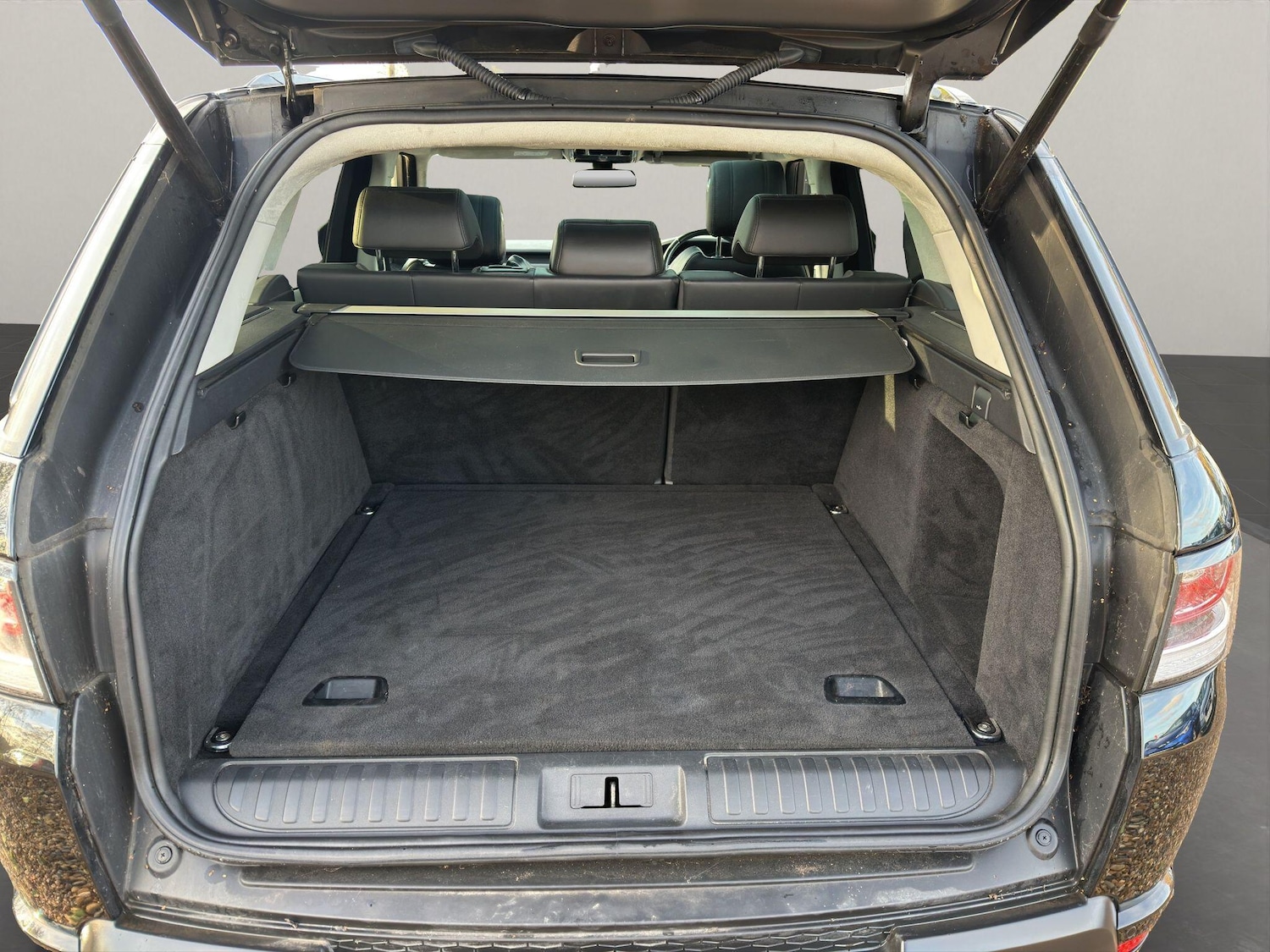 Used Land Rover Range Rover Sport 2016 for sale - 76714248: Photo 14