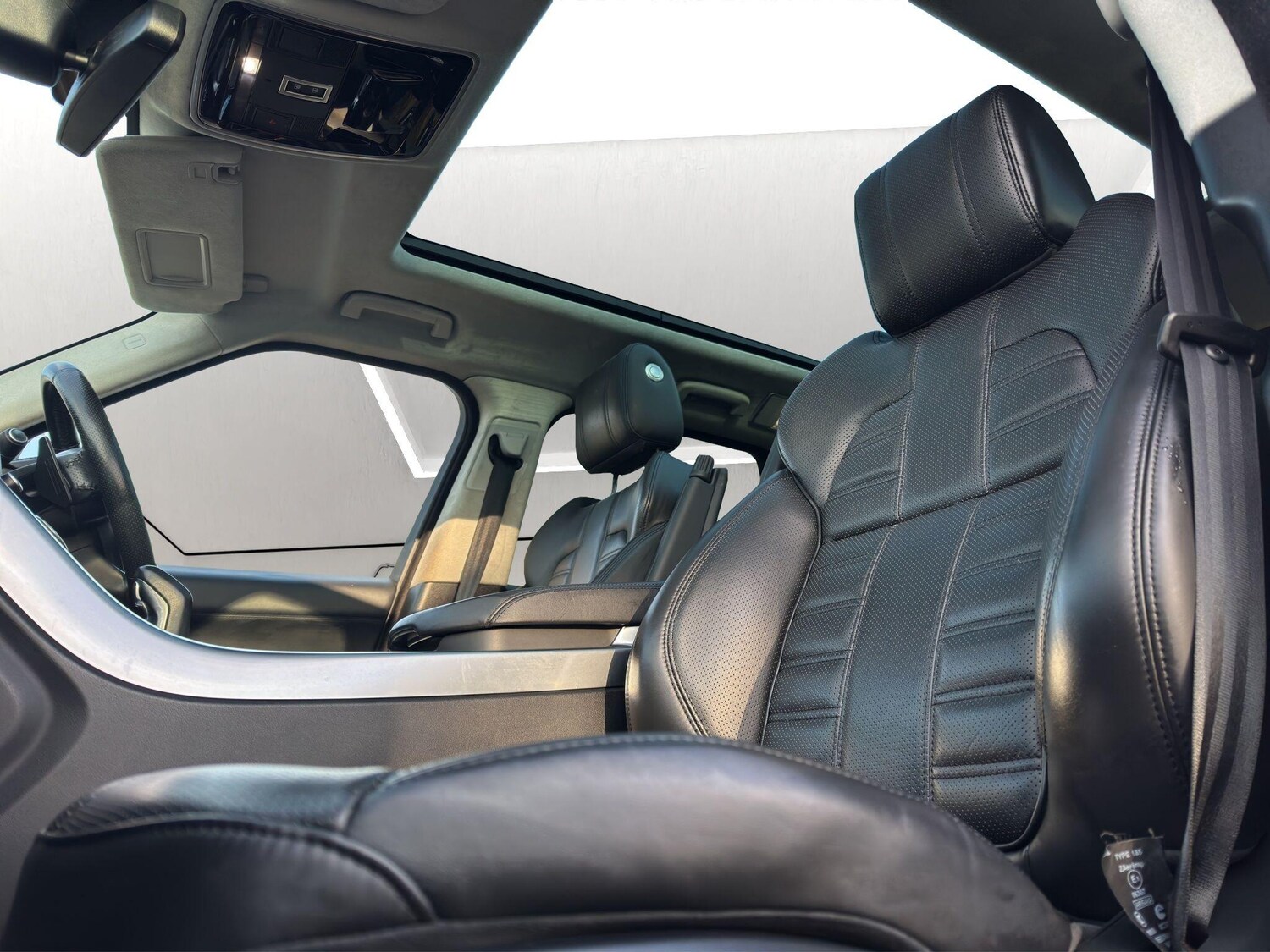 Used Land Rover Range Rover Sport 2016 for sale - 76714248: Photo 19