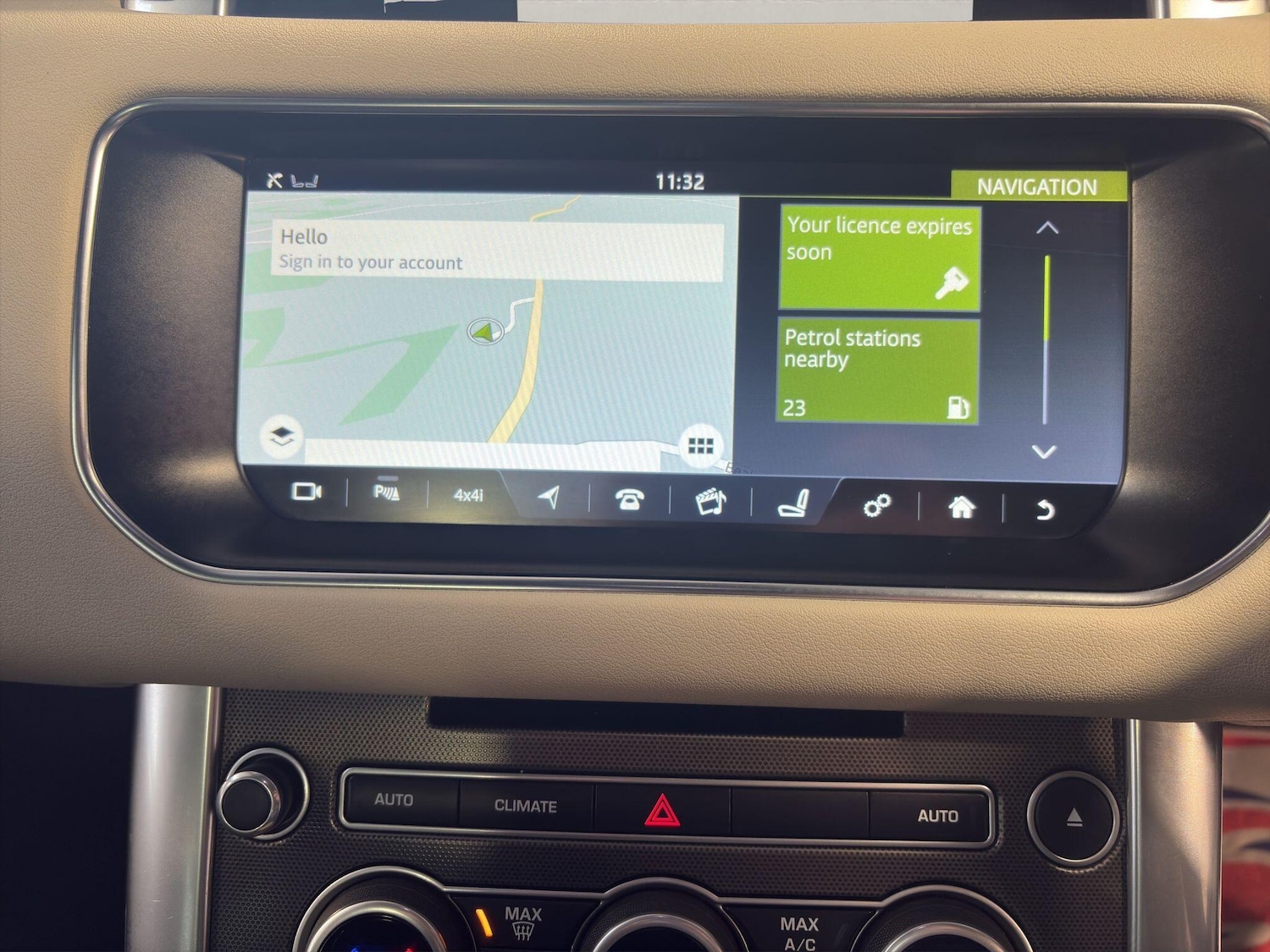 Used Land Rover Range Rover Sport 2017 for sale - 77657465: Photo 15