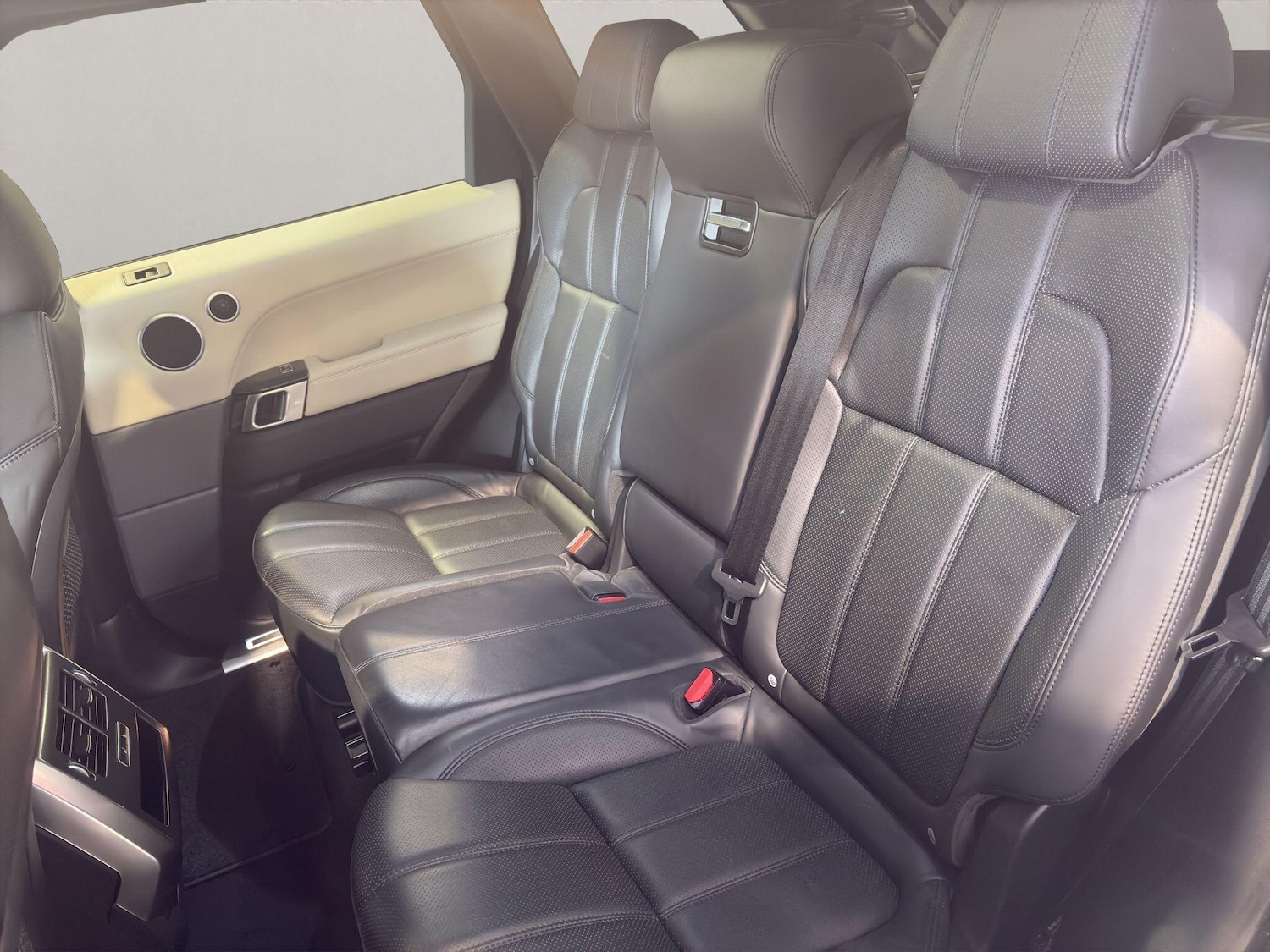 Used Land Rover Range Rover Sport 2017 for sale - 77657465: Photo 17