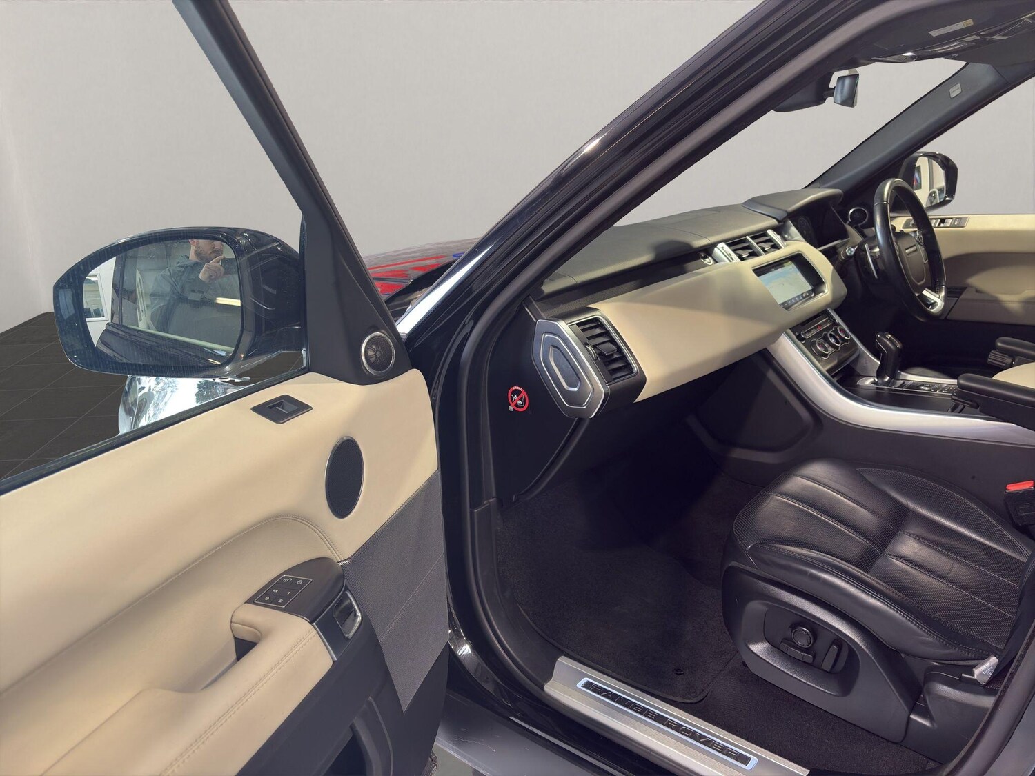 Used Land Rover Range Rover Sport 2017 for sale - 77657465: Photo 35