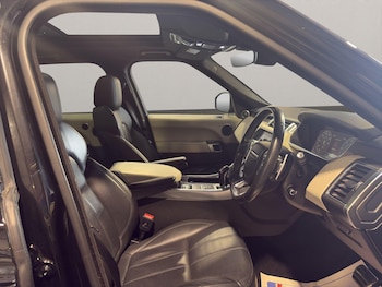 Used Land Rover Range Rover Sport 2017 for sale - 77657465: Photo